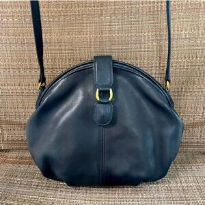 Vintage Coach Laurel 4112 Navy